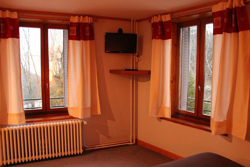 La Ferme du Bois Barbu Hotel Villard-de-Lans Ruang foto